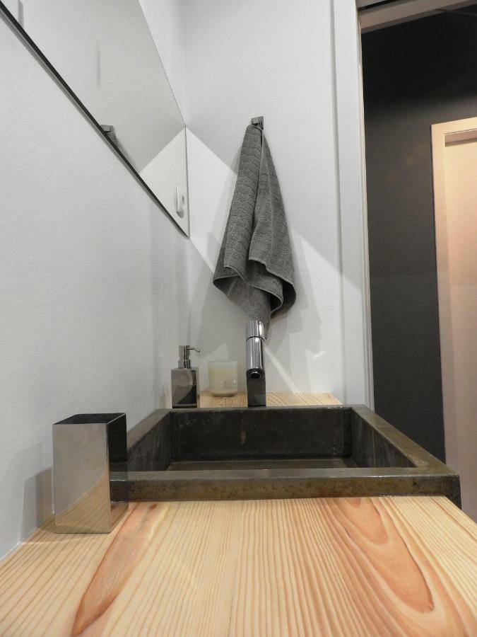 Lisbon Airport Hostel Екстериор снимка