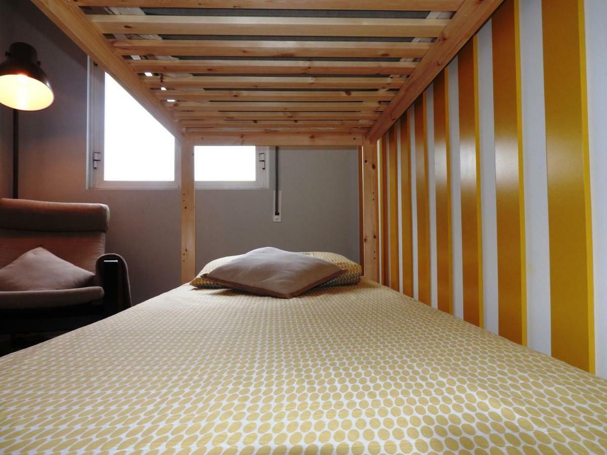 Lisbon Airport Hostel Екстериор снимка