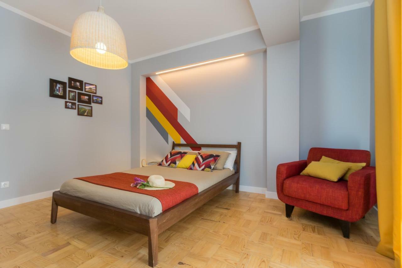Lisbon Airport Hostel Екстериор снимка