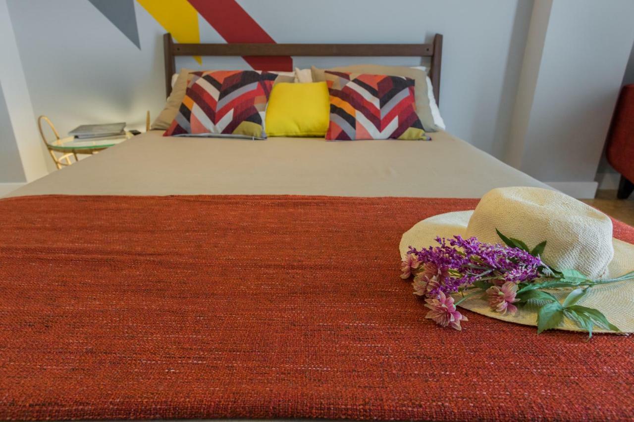 Lisbon Airport Hostel Екстериор снимка